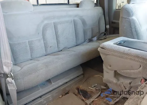 1997 Chevrolet K1500 Fleetside z USA, uszkodzony, nr VIN 2GCEK19R2V1270771